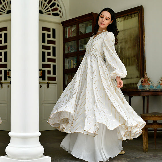 White Anarkali Churidar Suit and White Dupatta, Full Sleeve Kameez, Floor  Length Kameez - Andaaz Fashion